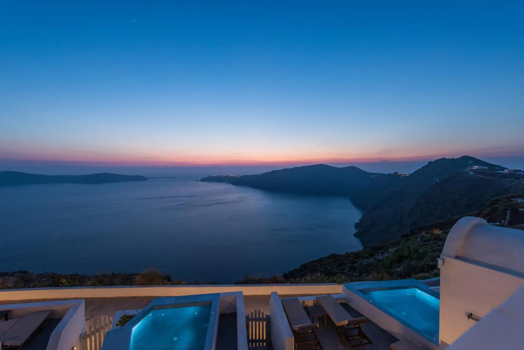 Gizis Cliffside Suites
