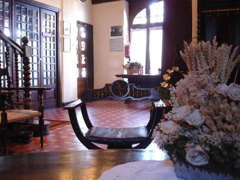 Hostal Ayestaran II
