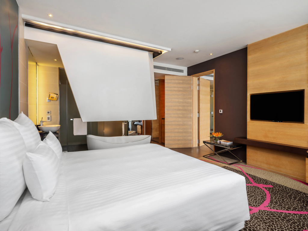 Pullman Saigon Centre