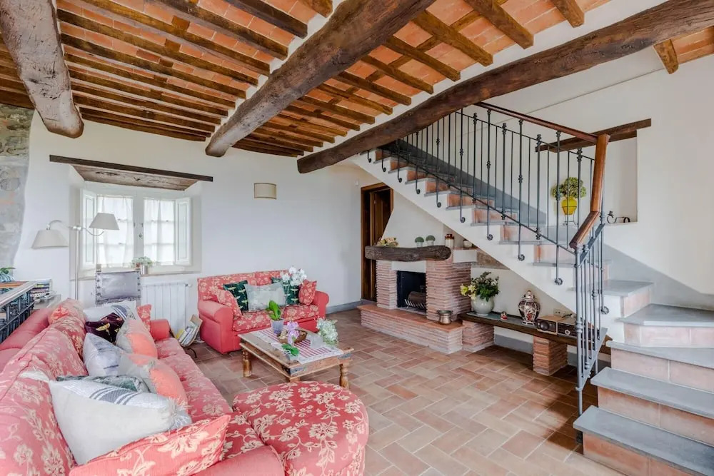 Tuscan Fizz Villa a Vineyards Retreat