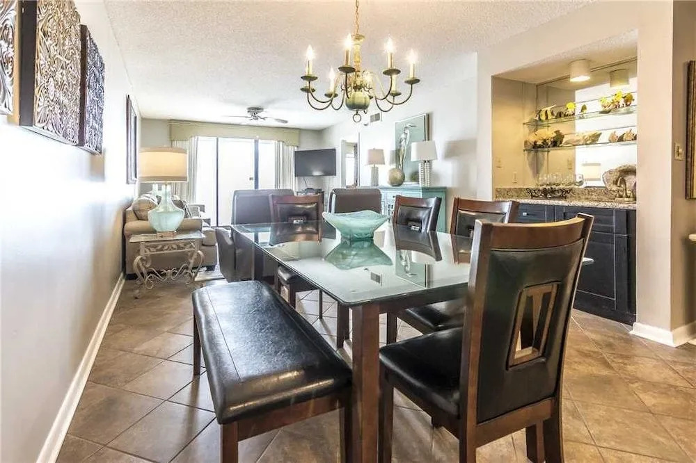 Summerchase 902 - 2 Br condo by RedAwning