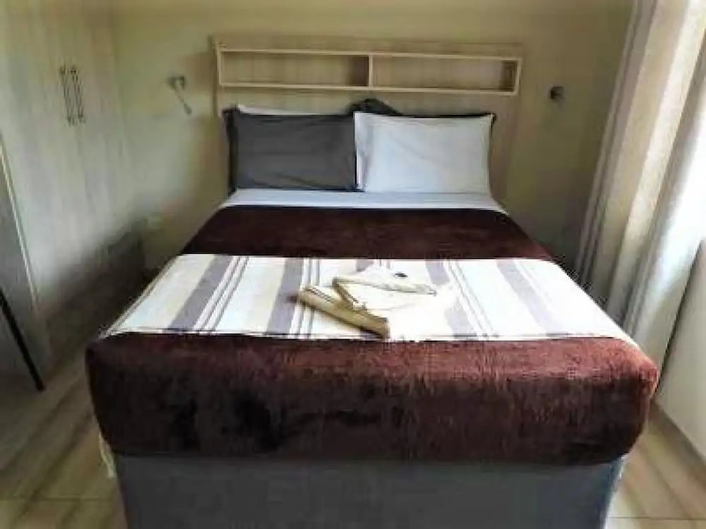 2 Bed Apartment With En-suite Kitchenette - 2065
