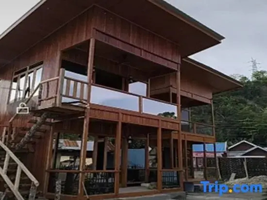 Goroadventures and Dive Resort