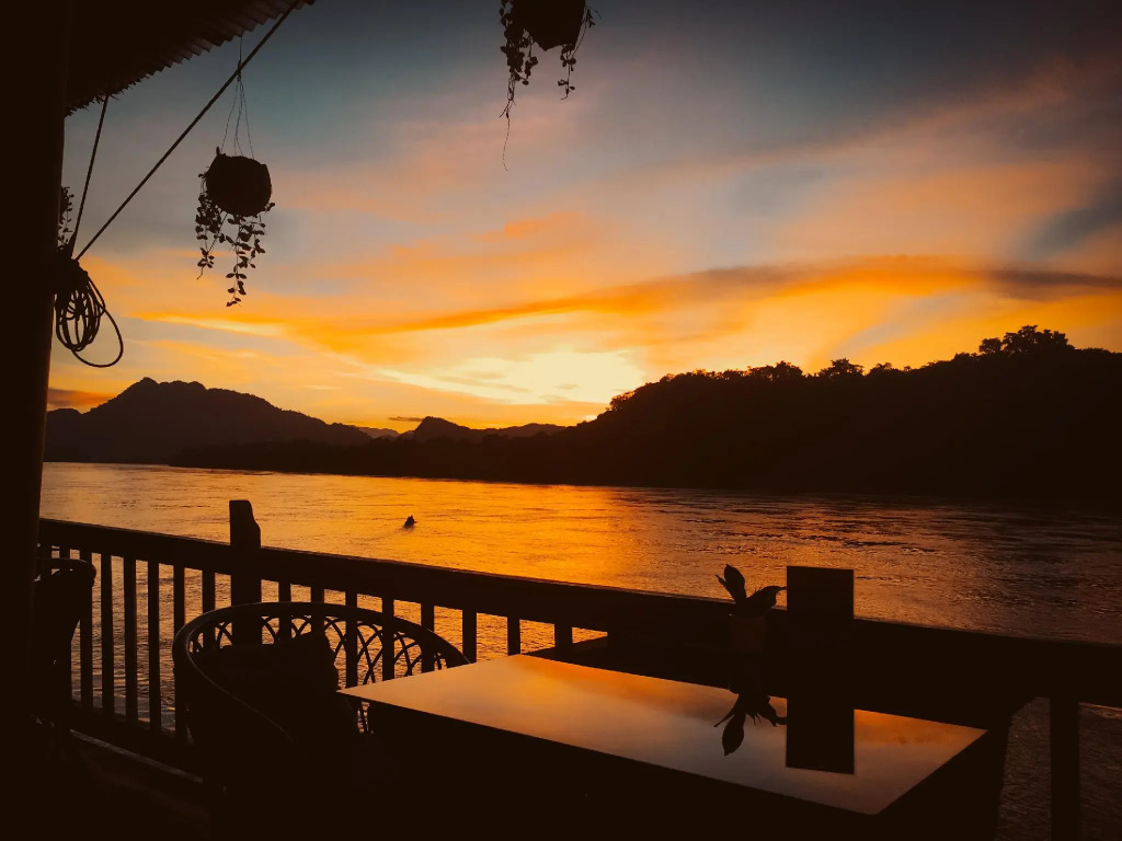 Ock Pop Tok Mekong Villa