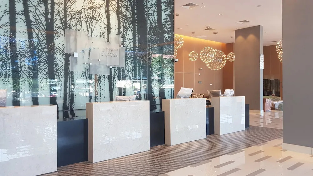Holiday Inn Express Kota Kinabalu City Centre by IHG