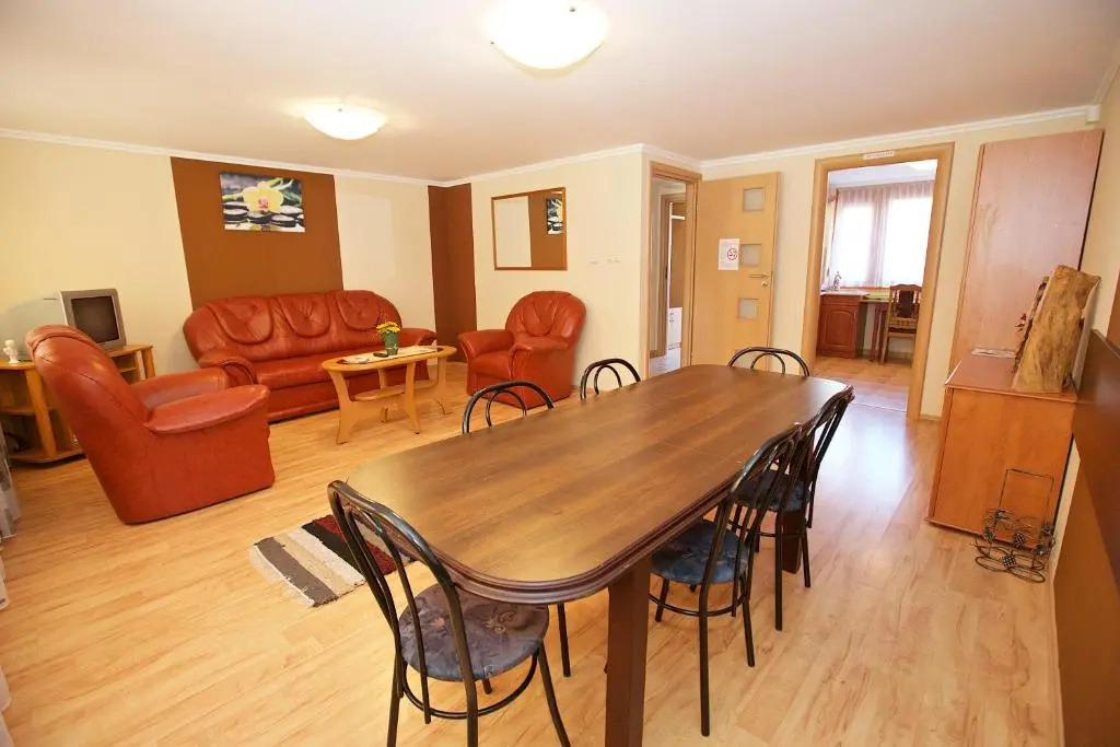 Bródy 51 53 Apartman