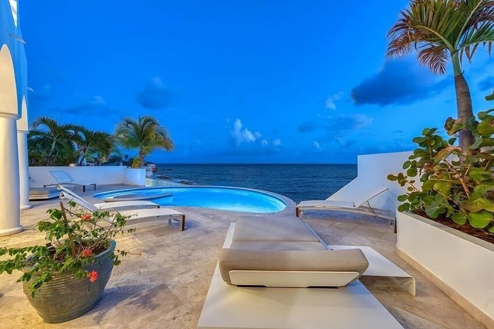 Villa Mumbai