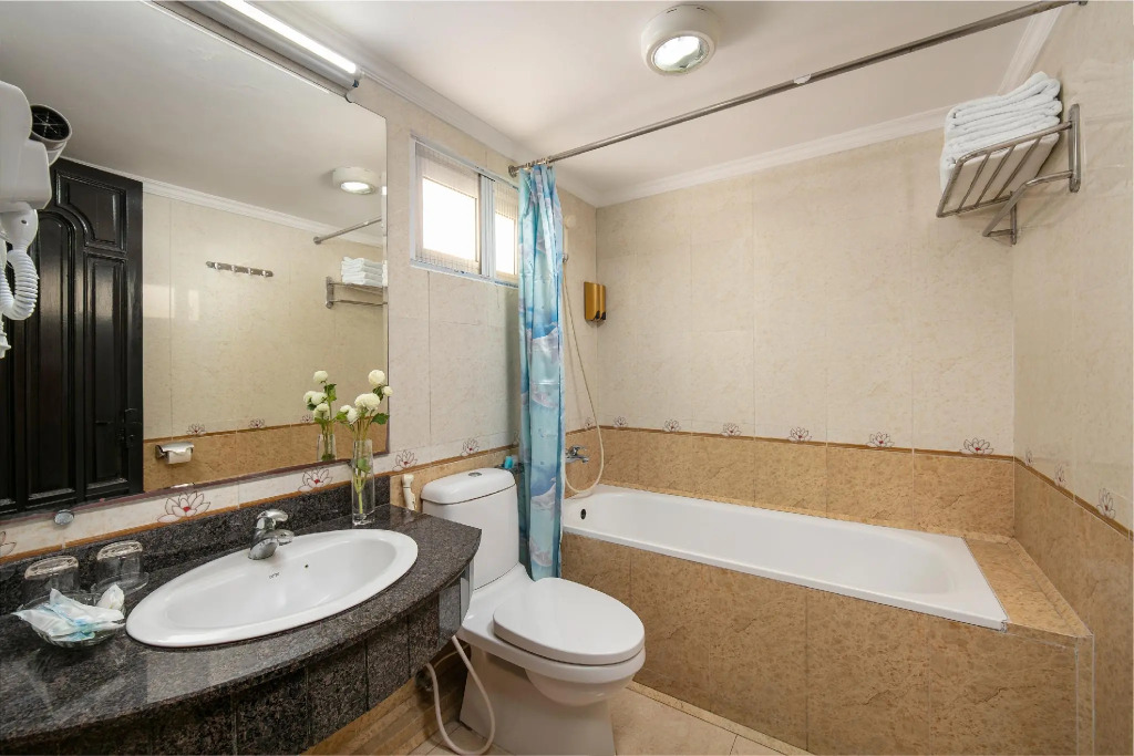 Little Diamond Hotel