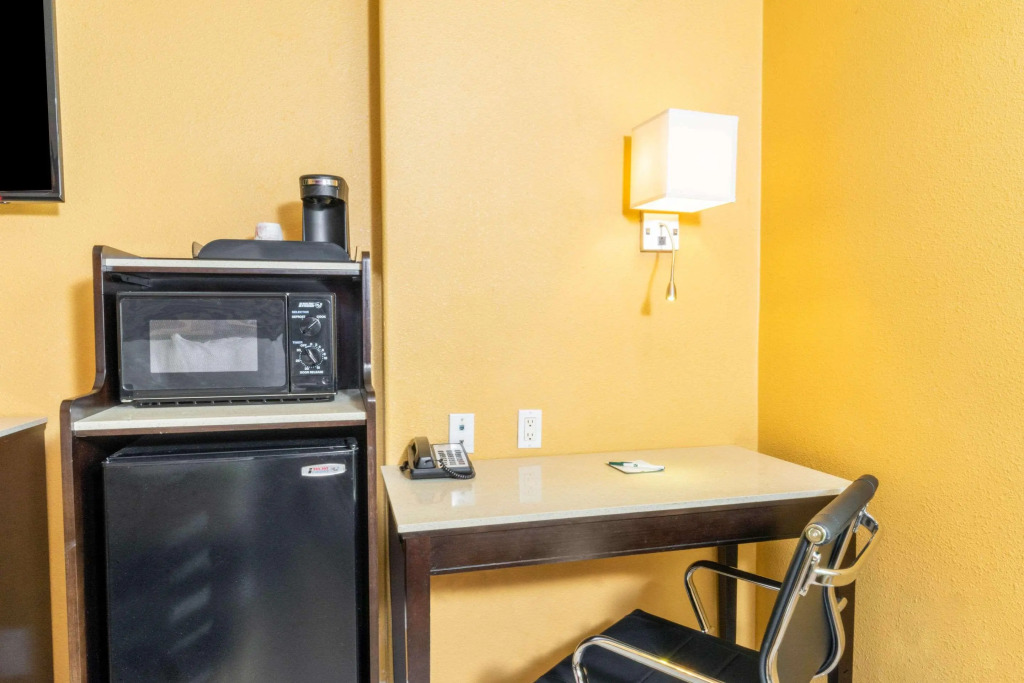 Quality Inn & Suites Sacramento Downtown Area