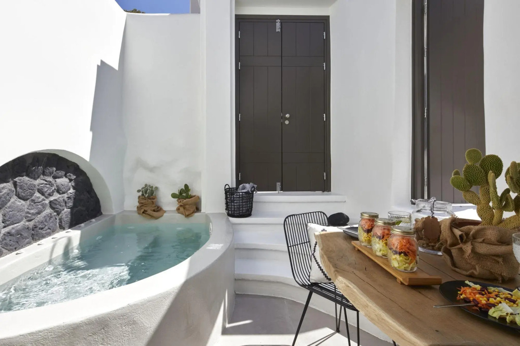 Floria Suites