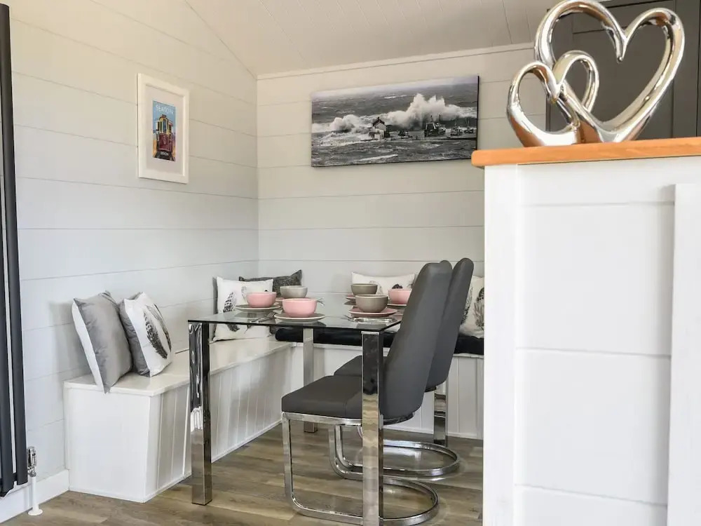 Oakwood 2 @ Pinewood Retreat