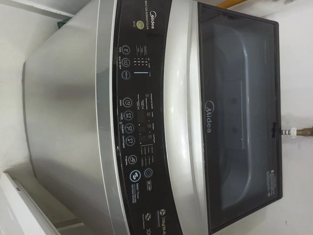 Luxurious Apartment 4to Level With Security Camera