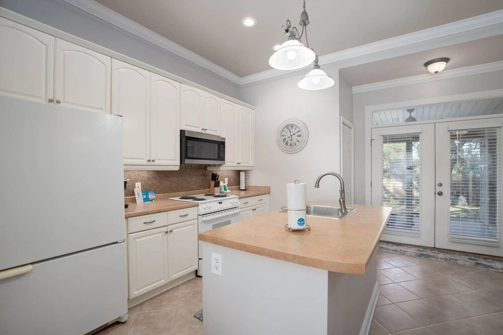 21730 Marlin Ave - Memories on Marlin by Blue Swell