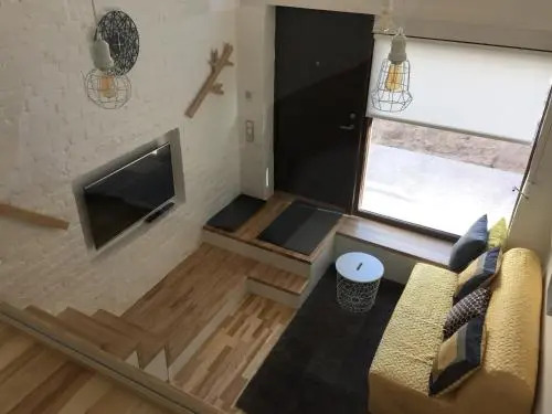 Jolie Apartments