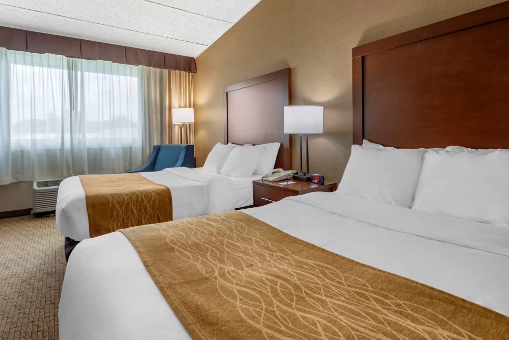 Comfort Inn Lancaster County North