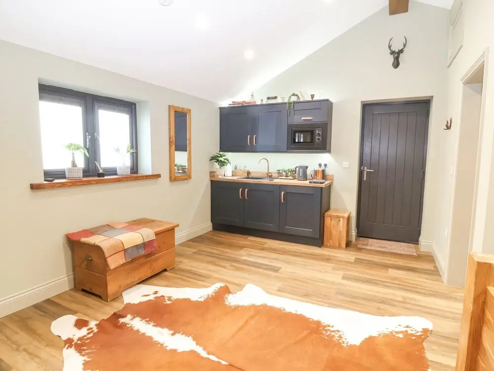 Dragonstone Lodge