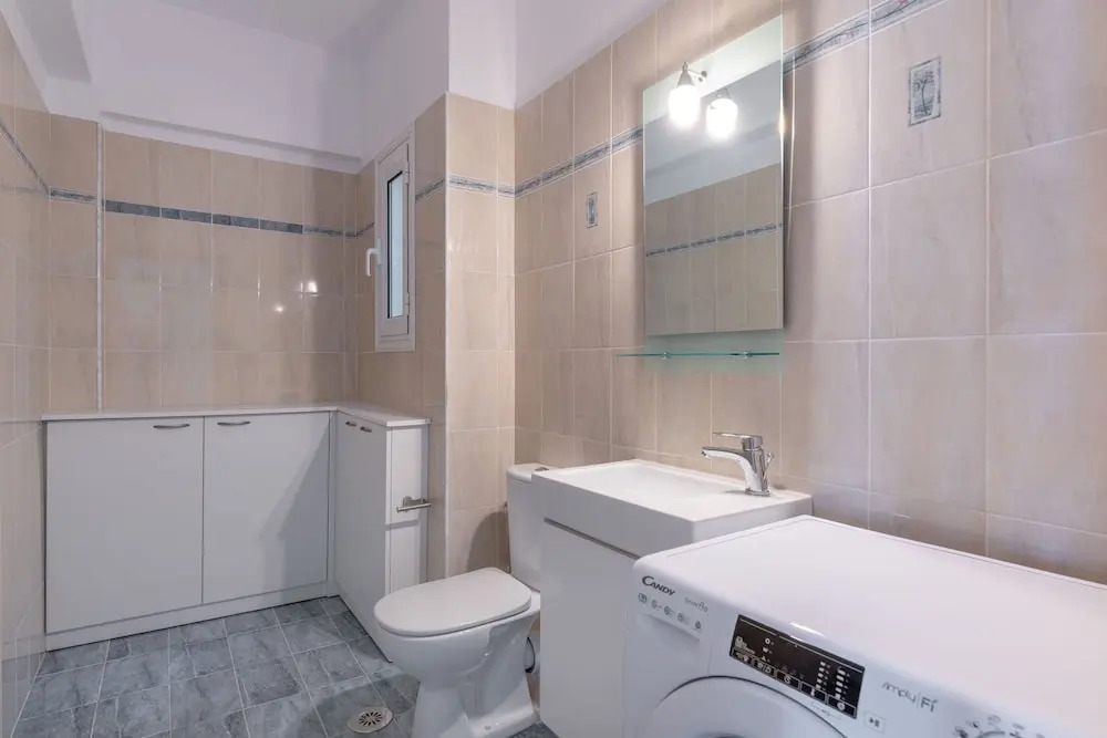 Superior 3BR Apartment in Chalandri