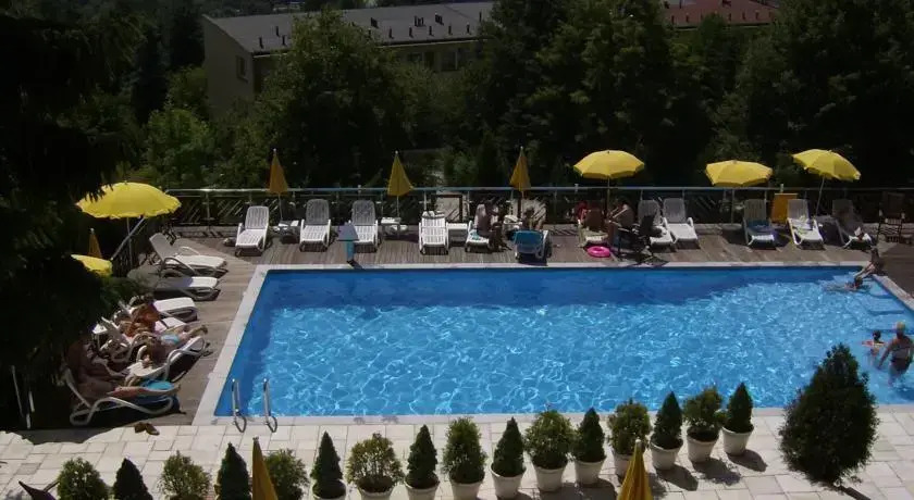 Hotel New Wave