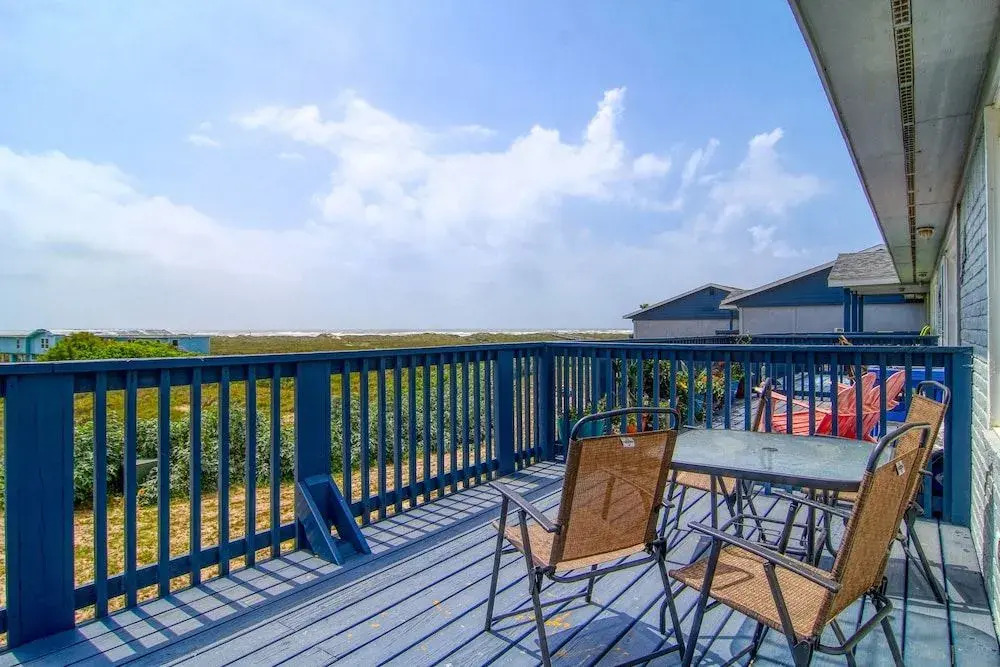 Ocean Getaway Siv22 1 Bedroom 1 Bathroom Condo
