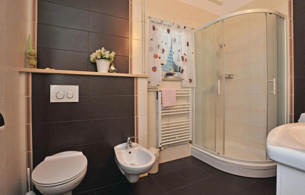 Amazing Home in Razanj With Sauna, Wifi and 6 Bedrooms