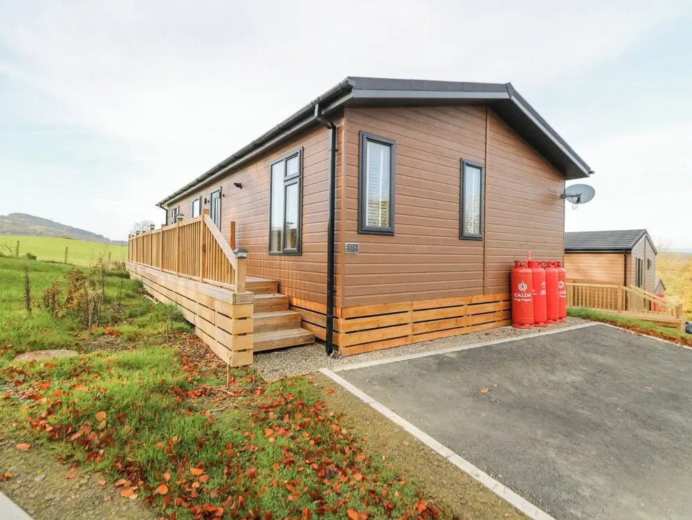 Seren Lodge