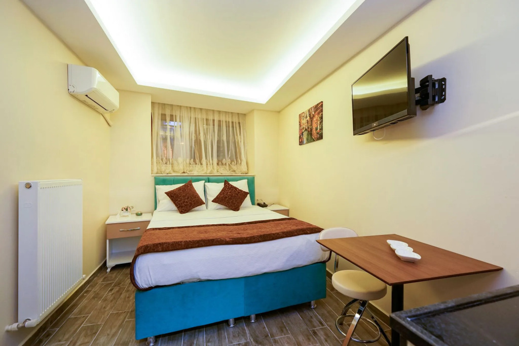 Taksim Celebi Suites