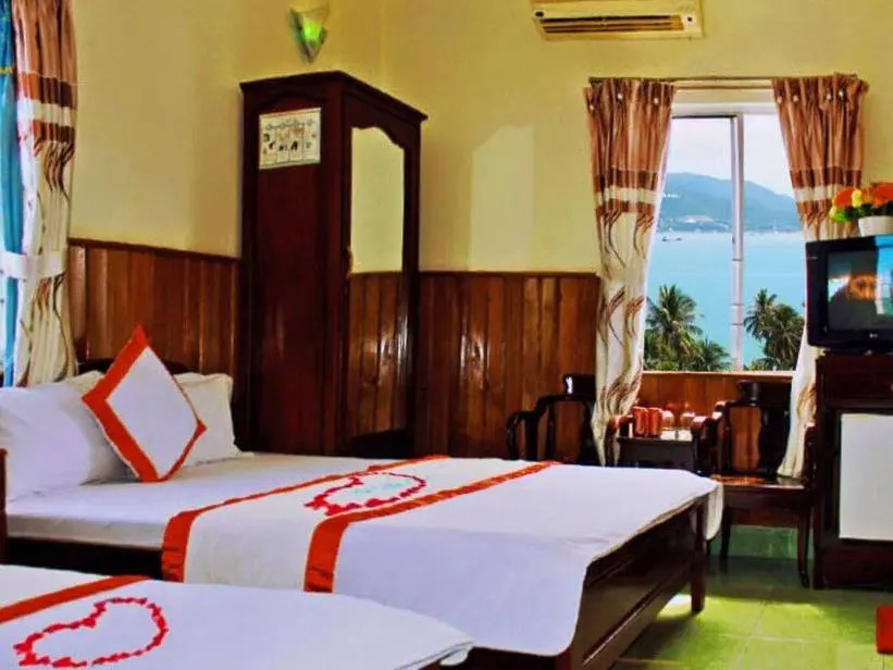 Hoang Son Hotel