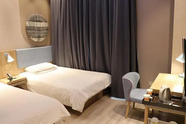 Home Inn Shenyang Zhongshan Square Medical University