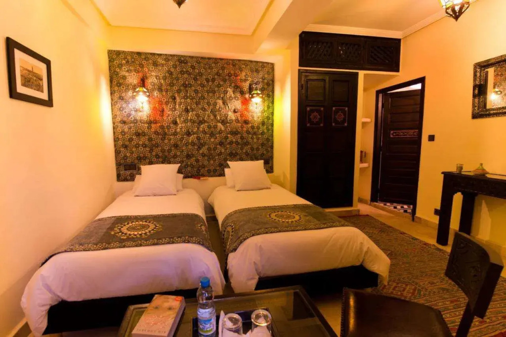 Riad Signature