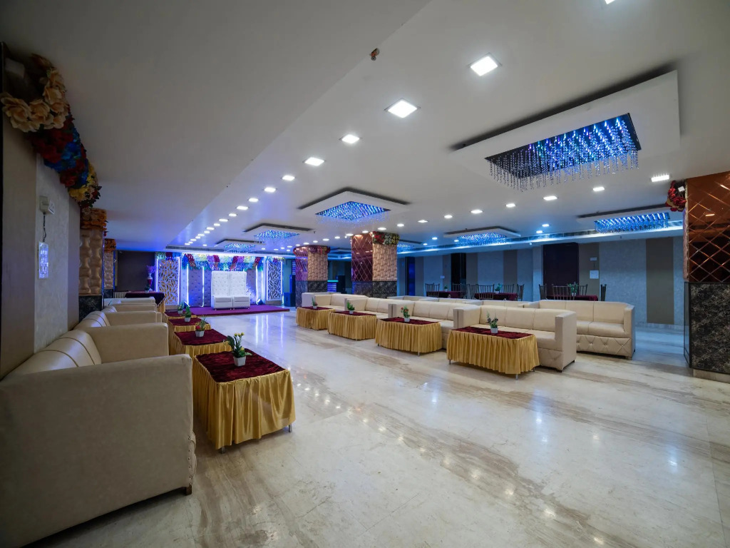 OYO 22527 Supreme Residency