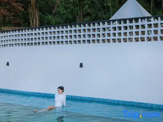 Yunshang Grassland Anji Weixuan Homestay