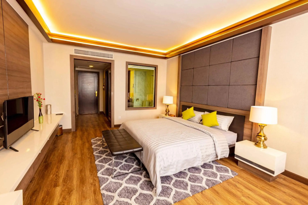 Savan Resorts