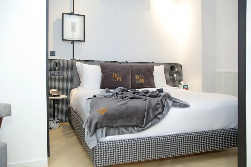 Ambiance Boutique Art Hotel Lahore