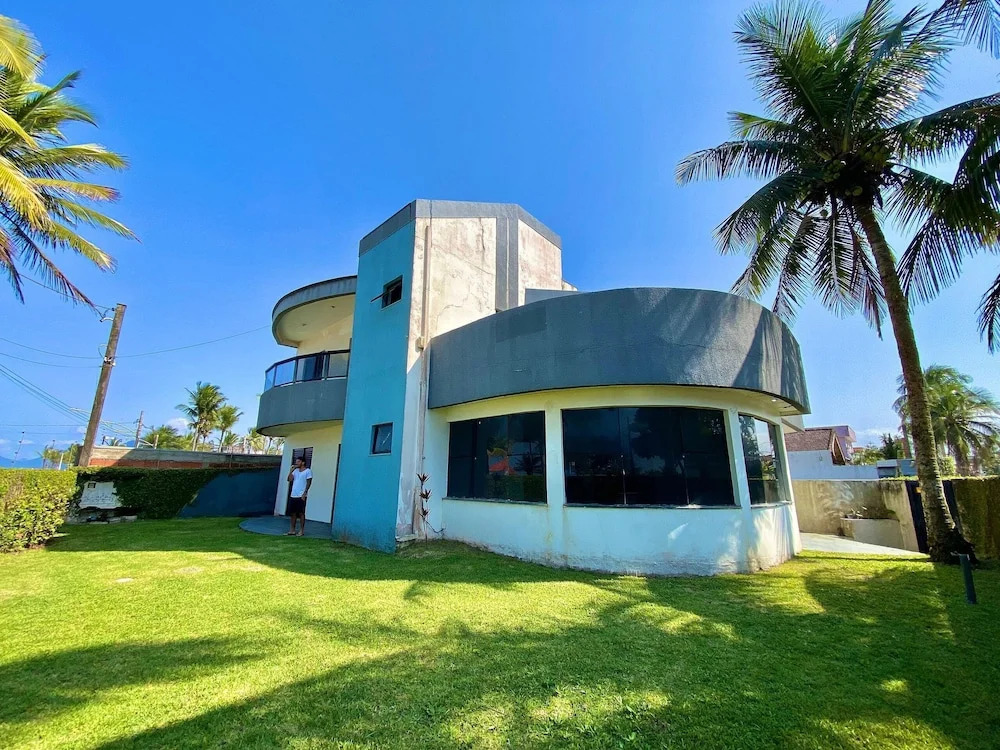 Casa Alto Padrão Frente ao Mar
