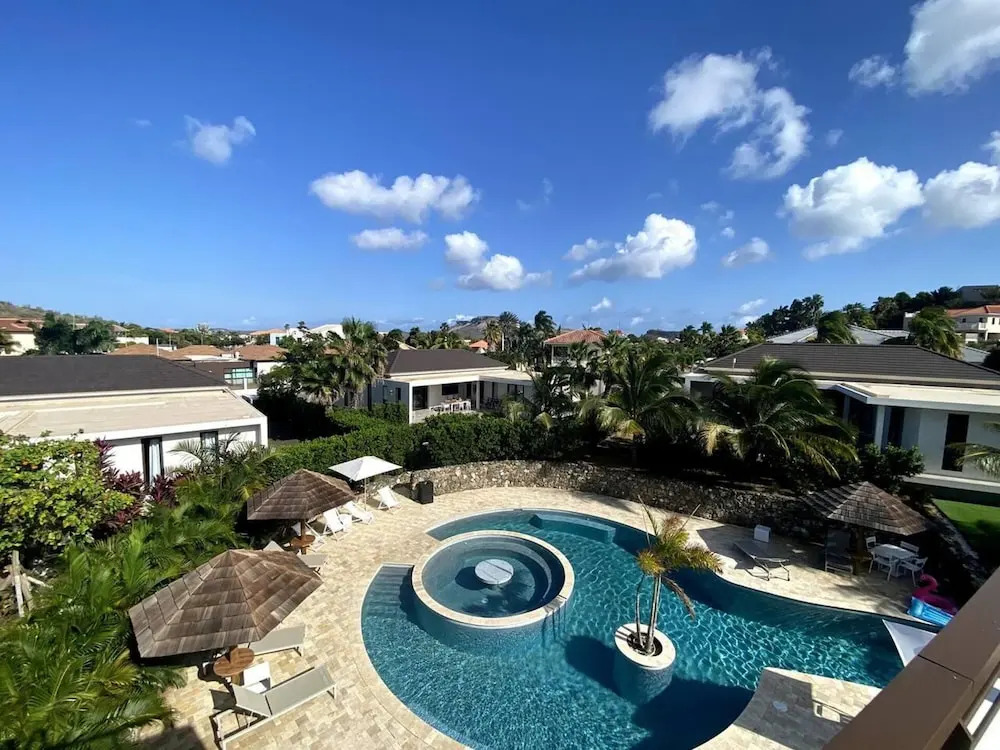Impeccable 2-bed Apartment in Willemstad