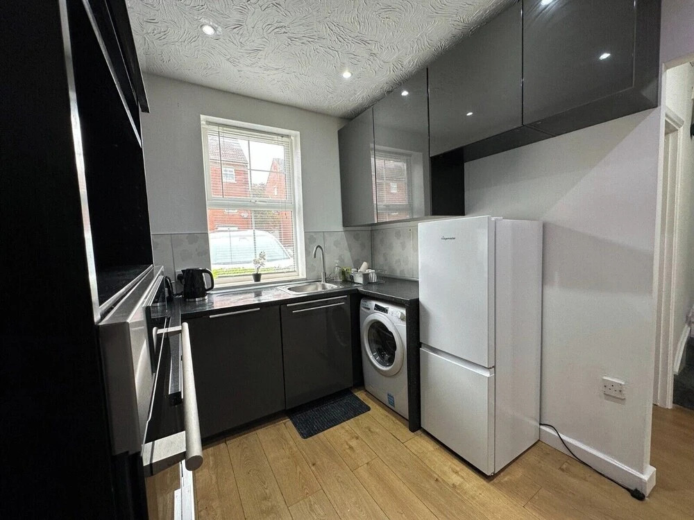 Oakwood House 6 Bed 11 Sleeps Garden-free Parking