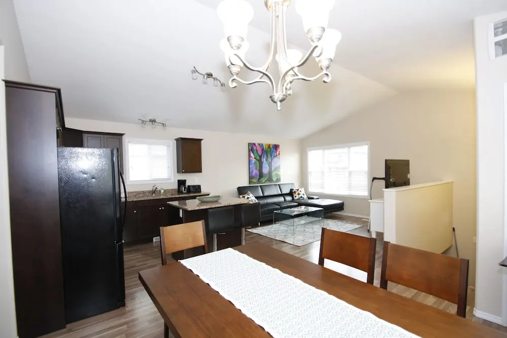 Hampton 3bd 2br near Airport