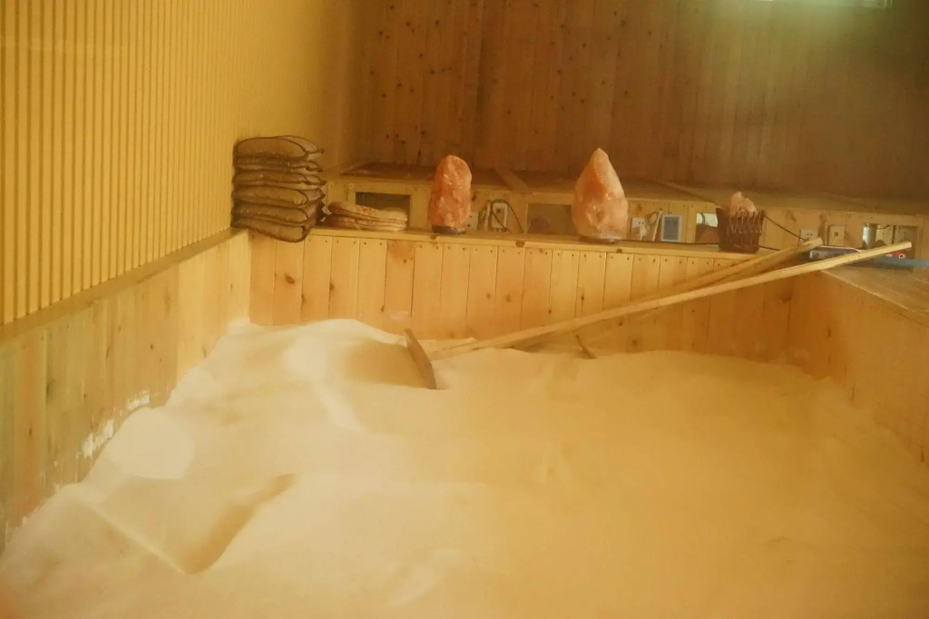 Huashuiwan No. 1 Hot Spring Hotel
