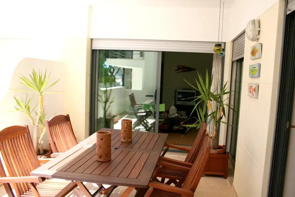 Apartment with 2 Bedrooms in Olhos de Água, with Pool Access, Furnished Garden And Wifi - 200 M From the Beach