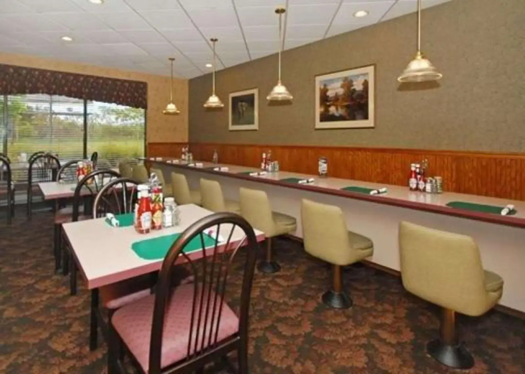 Danville Quality Inn & Suites