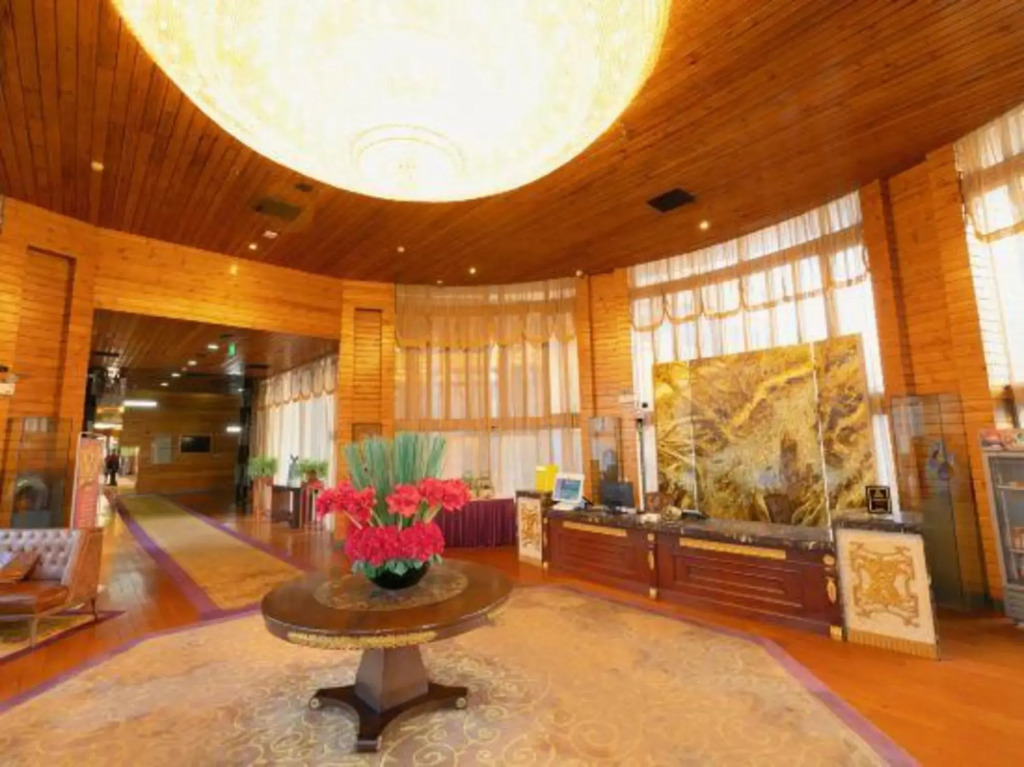 Cao Fei Island Hotel