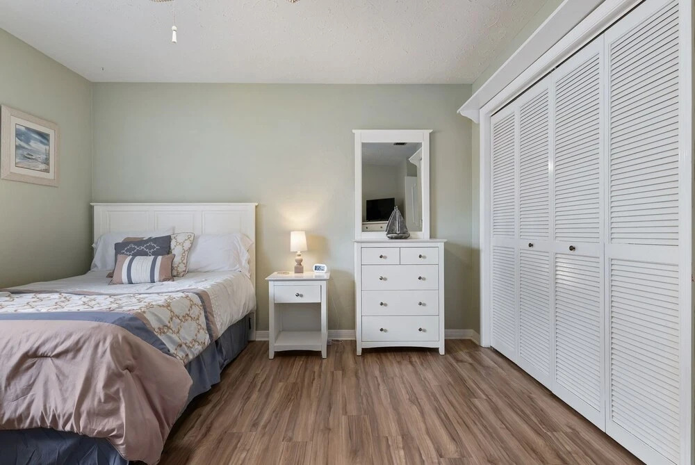 Lake O Woods Lake Front Gated Private Pool Home. Just 5 Miles To The Beach 3 Bedroom Home by RedAwning