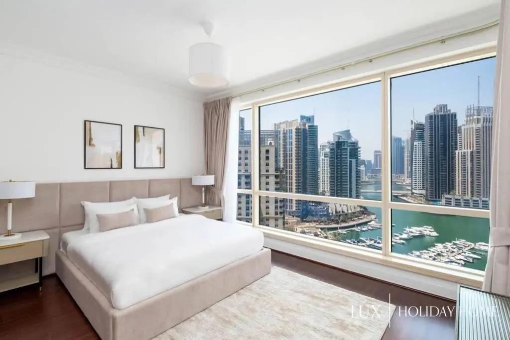 LUX - Ultimate Marina View Deluxe Suite