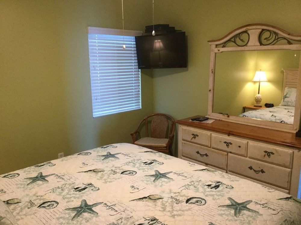 Lighthouse Unit 606 2 Bedrooms 2 Bathrooms Condo