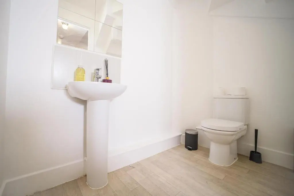 3 bedroom house in Birmingham City centre - Sleeps 6 (Netflix included)
