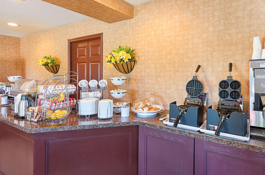 Sleep Inn & Suites Bay View Acme - Traverse City