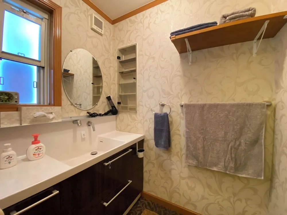 Five room 120
