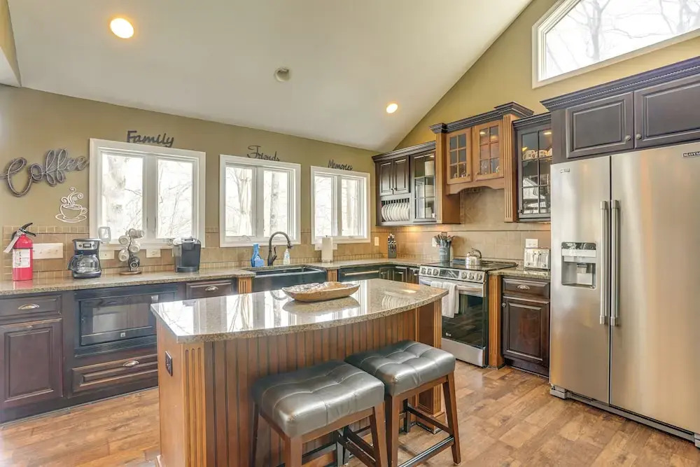 Stunning Wintergreen Resort Home: Ski & Golf