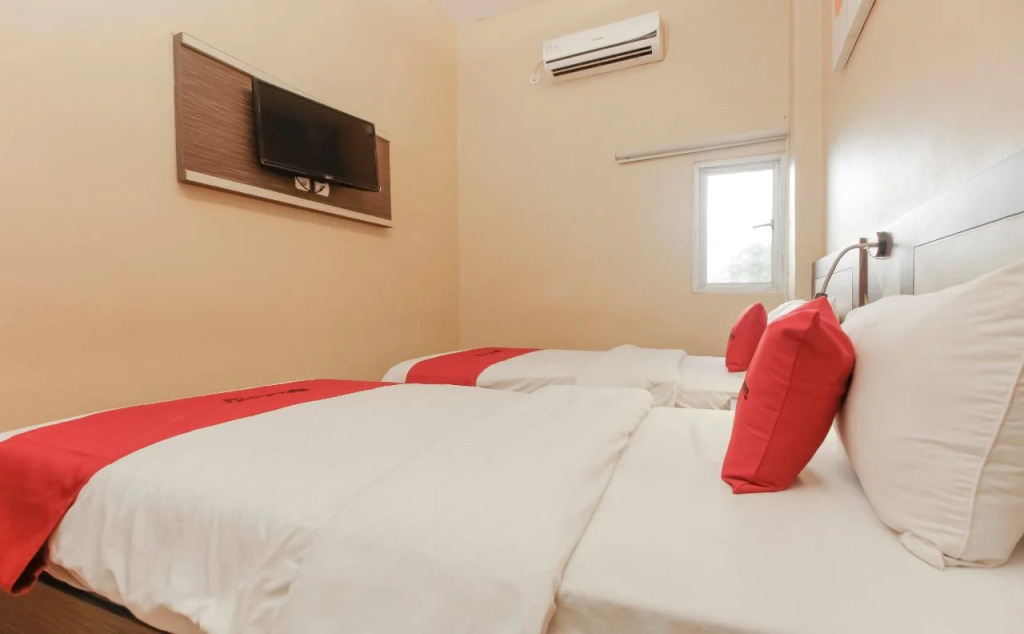 RedDoorz Plus near Bundaran Besar Palangkaraya