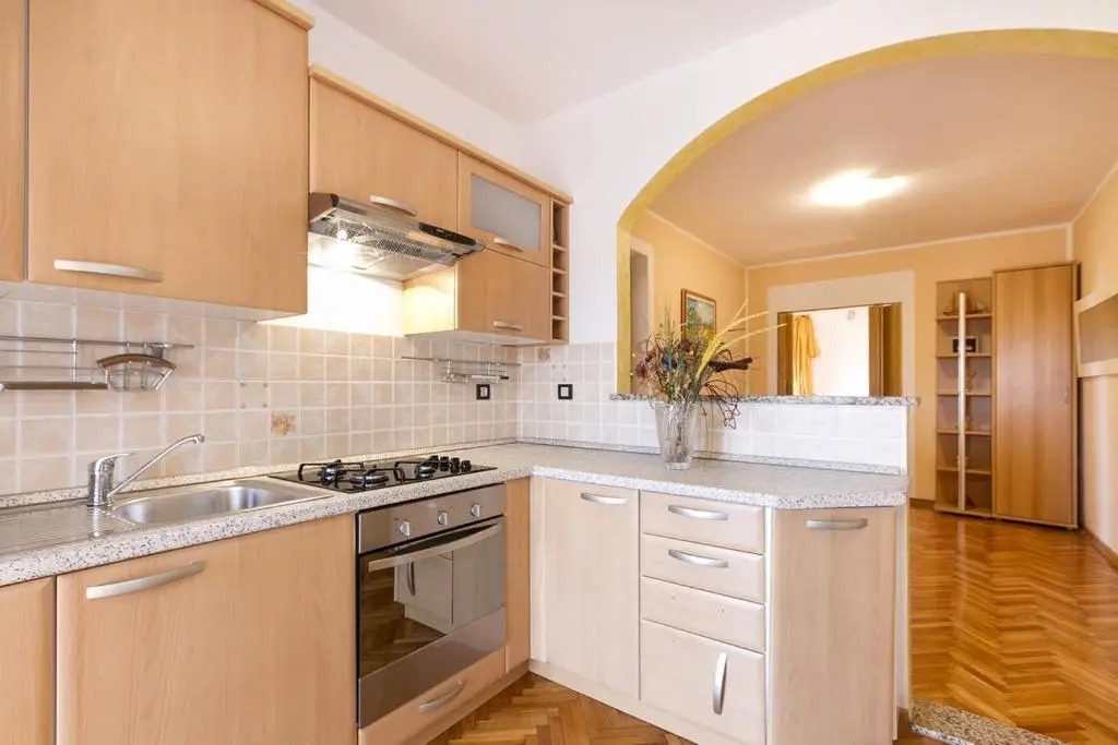 House Ivica